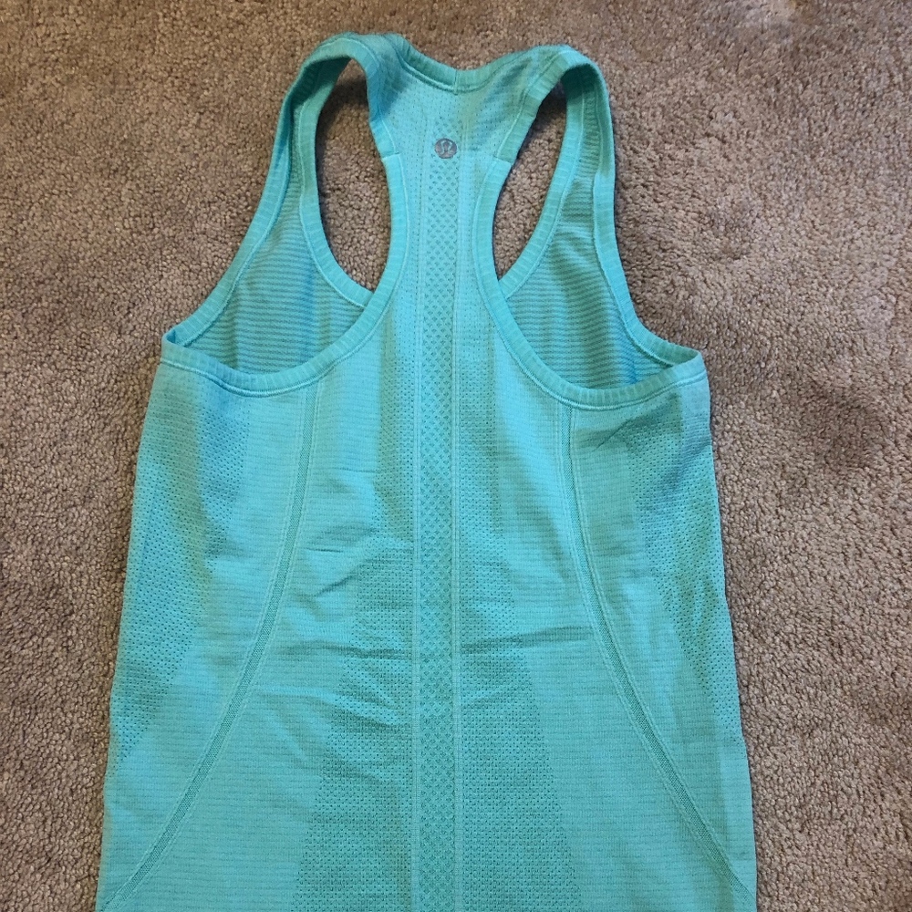 Lululemon Tank